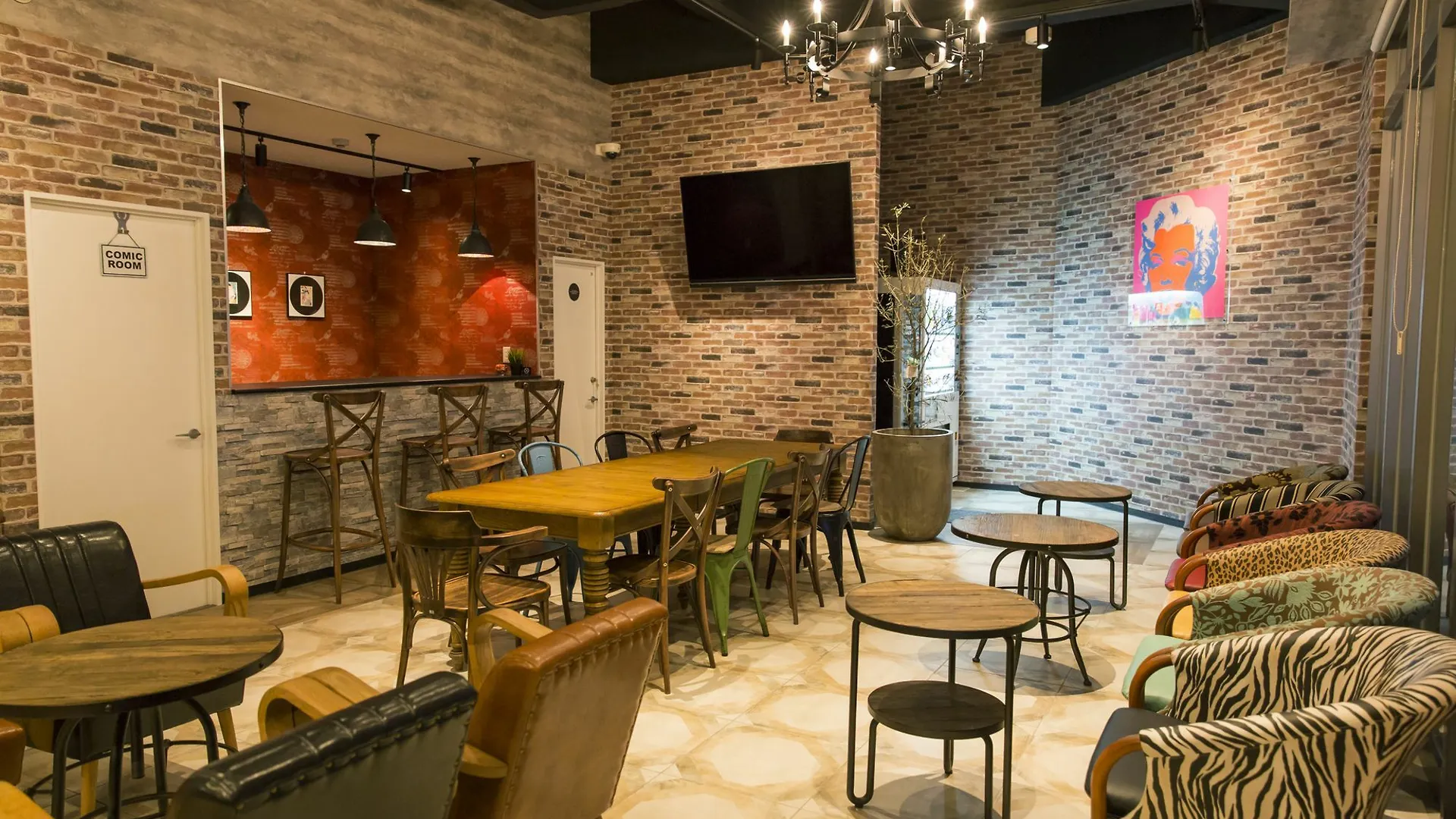 אוסקה Hostel Viaggio